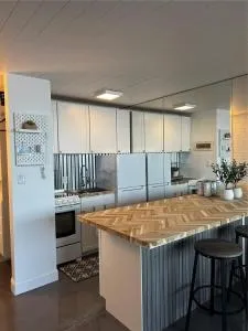 Sapphire Shores- Oceanfront at Symphony Beach Club - شاطئ أورموند