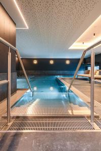 ARPURIA l 4 Star Superior l Adults Only