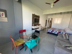 Confortável apto cama queen e sofá cama - COPACABANA