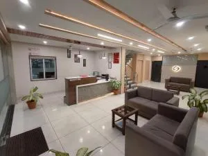 HOTEL SAHYOG & ROOMS - Navsāri