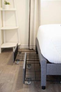 Beachside Bliss 2BR with Fast WiFi