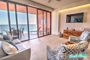Casa del Mar Bucerias - Beachfront Condos
