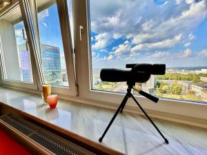 ORANGE 3 fast WiFi 1Gbs 85TV Netflix HBO Disney+ SkyShowMax