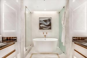 AZUR Legacy Collection Hotel
