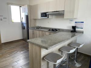 Depto. totalmente nuevo y amueblado