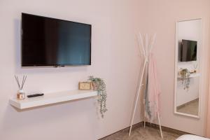 NEW Iorga5 OldCity SelfCheckIn