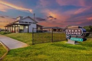 Great Escapes RV Resort Bryan College Station - براين