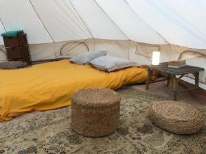 Tentes de luxe Grande Tente Tipi 4 personnes : photos des chambres