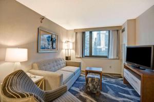 King Corner Suite with Sofa Bed with City View room in Homewood Suites by Hilton Chicago-Downtown