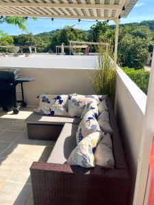 Charming condo with a rooftop, across beach