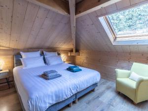 Luxe et détente : Lodge avec SPA privatif et accès piscine, golf, et aire de jeux. - FR-1-582-39