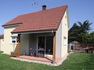 Maisons de vacances Gite Chamagne, 3 pieces, 4 personnes - FR-1-589-11 : photos des chambres