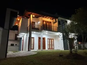 Bolgoda Lake Villa - Katubedda