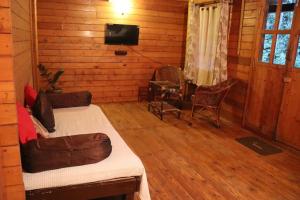 Coorg Northbreeze Wooden Stay