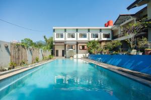 Urbanview Hotel Syariah Villa SM Cisarua Puncak by RedDoorz