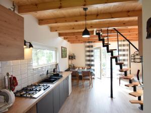 Holiday Home near Lake Mausz with Sauna