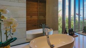 ALAIA one Private Villa - Brand New! - STARLINK WIFI