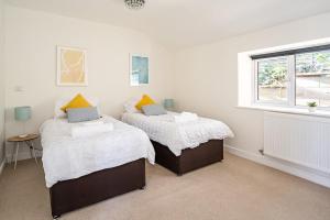 Spacious 2 Bedroom House With Stunning Views