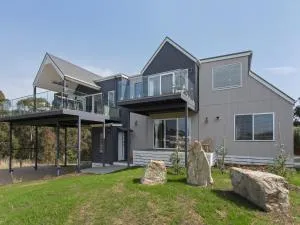 Boat House - Nungurner