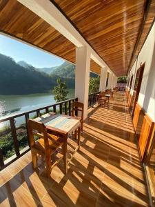 Nongkhaiw river view