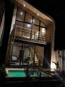 Cabaña de Bambú en la Selva