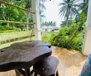 CATANAUAN COVE White Sand Beach Resort