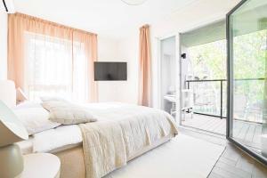 Baltic Pine Retreat WBalcony, By Cohost