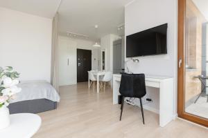 Beautiful Studio with Parking Warsaw Grzybowska by Renters