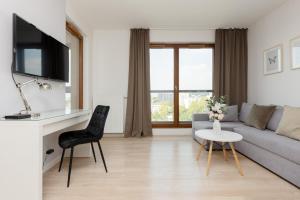 Beautiful Studio with Parking Warsaw Grzybowska by Renters