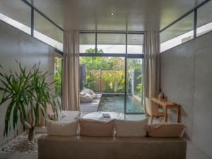 Elemen Uluwatu Villas