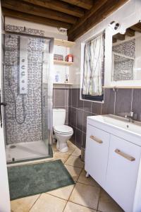 Maisons de vacances Le Gite de la tour - Morvan : photos des chambres