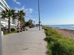Big one bedroom apartment next to beach.