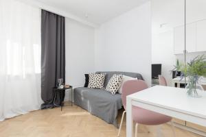 Modern & Cozy Apartment Warsaw Downtown by Renters