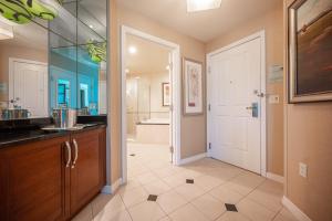 NO RESORT FEES-MGM Stripview-Jacuzzi-Formula 1 TRACK VIEW