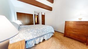 Mammoth Reservations