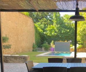 Maisons de vacances Pretty house with heated swimming pool, garden, terrace, 4 bedrooms, 2 bathroom : photos des chambres