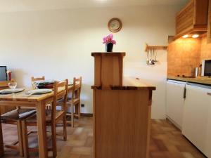 Appartements Appartement Vallouise, 2 pieces, 6 personnes - FR-1-330G-69 : photos des chambres