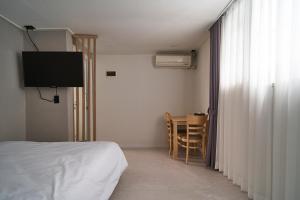 Căn Hộ 1 Phòng Ngủ (One-Bedroom Apartment)