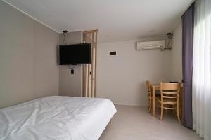 Căn Hộ 1 Phòng Ngủ (One-Bedroom Apartment)