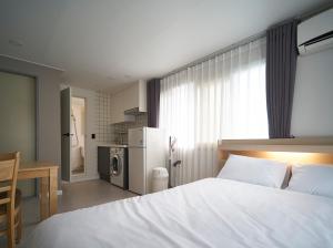 Căn Hộ 1 Phòng Ngủ (One-Bedroom Apartment)