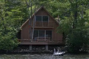 Cabin Chalet - Breathtaking Cabin in Laurel Island - 米德尔敦