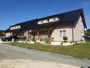 PENZION PARMA - 拉莫佐夫