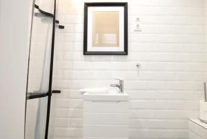 Studio Apartments by Hi5- Apartment in Downtown