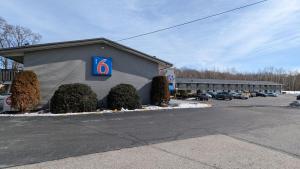 Motel 6-Leominster, MA