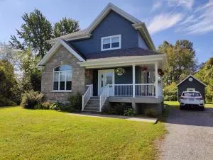 Chalet chez Divine! - Champlain