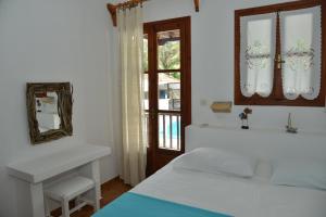 Anofli Suites Skopelos Greece