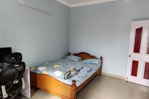 Luxurious 3 BHK premium flat with pool & free parking