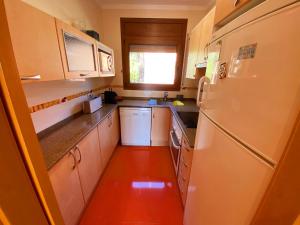 Apartament gran amb pàrquing a 5 min del centre