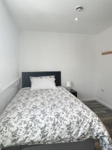 Bright, Warm & Cozy house in Harpurhey