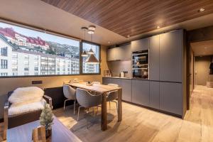 TODOSIERRANEVADA ZONA BAJA - 2 DORMITORIOS DELUXE REFORMADO - JUNTO A LOS TELECABINAS